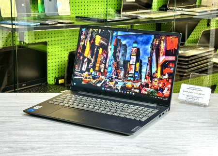 Lenovo V15 G2 1